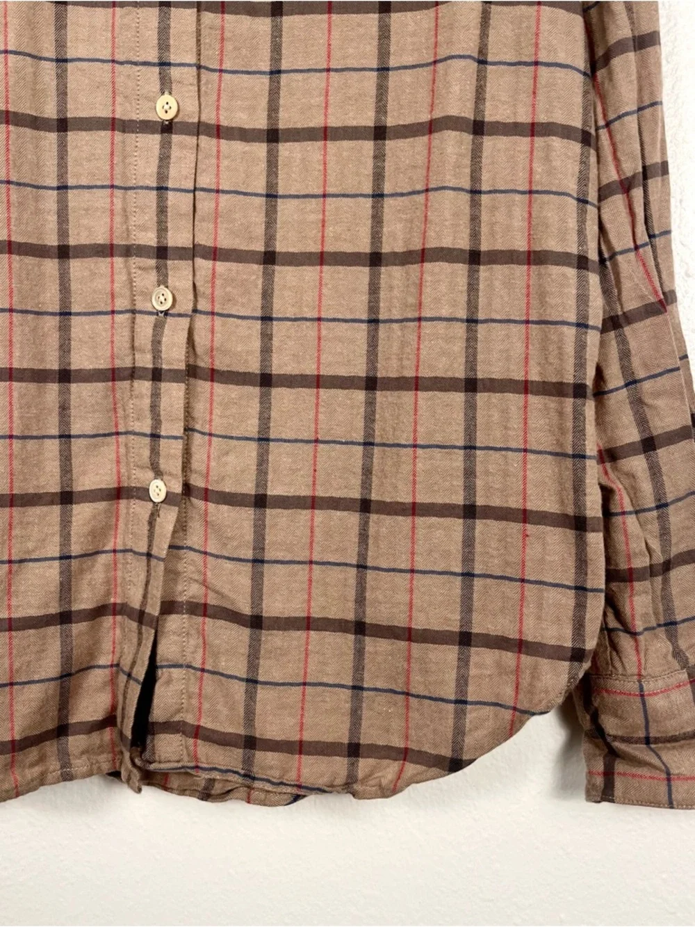 Jenni Kayne Lightweight Plaid Cotton Flannel Buttondown Shirt in Tan Beige - Picture 4 of 7